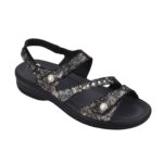 Biotime Women's Finley Sandals - Black