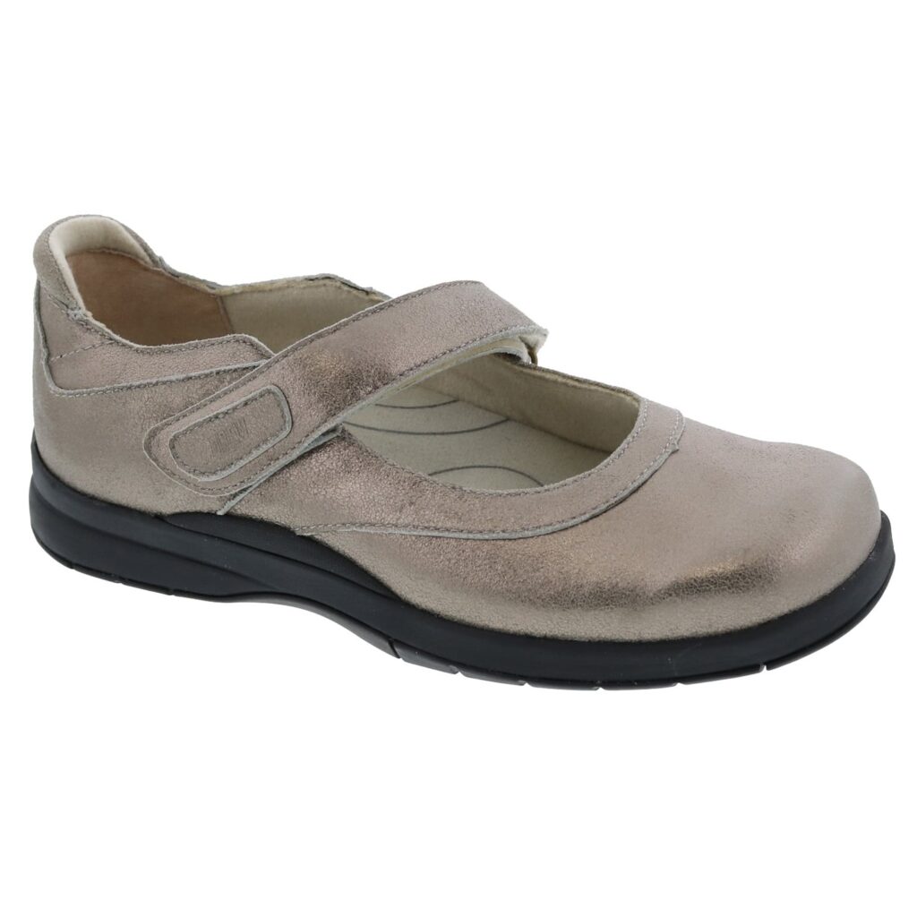 Drew Women's Endeavor Shoes - Black