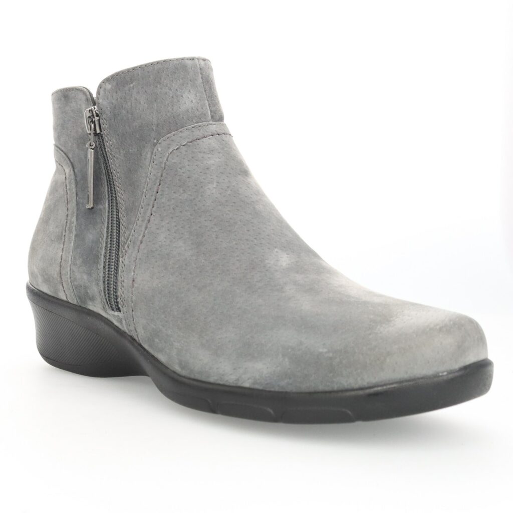 Propet Women's Waverly Boots - Grey-suede