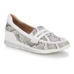 Walking Cradles Women's Dannon Shoes — 6