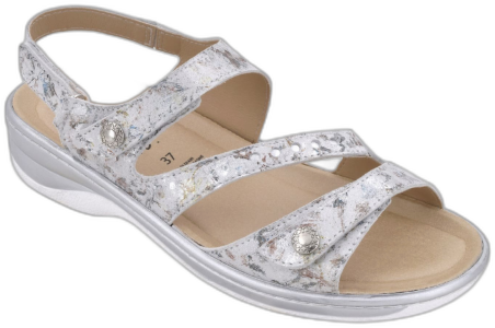 Biotime Women's Finley Sandals - White